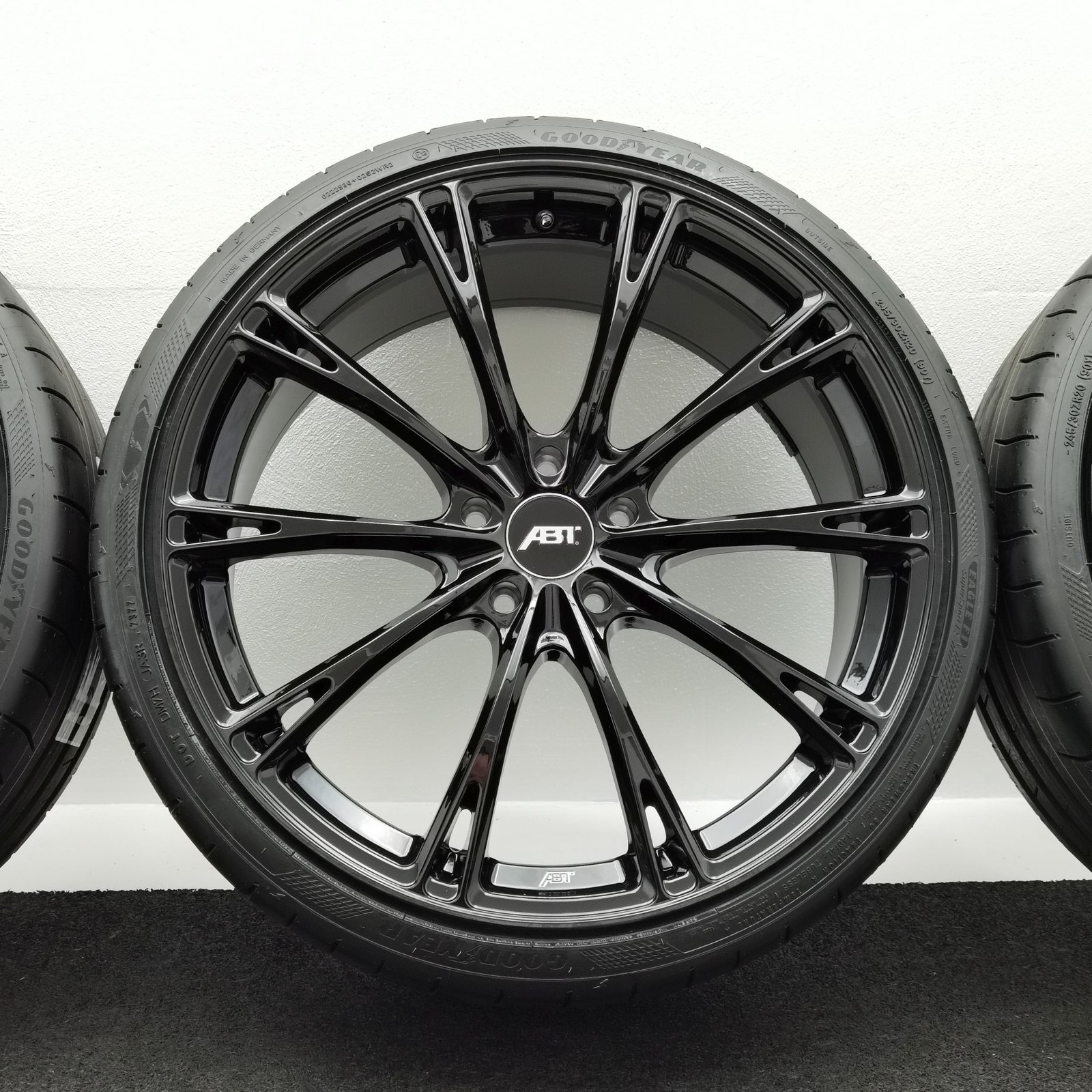20 Zoll ABT Sportsline GR20 Glossy black Sommerräder / Goodyear Eagle F1 Supersport R 245/30 R20 – Bild 5