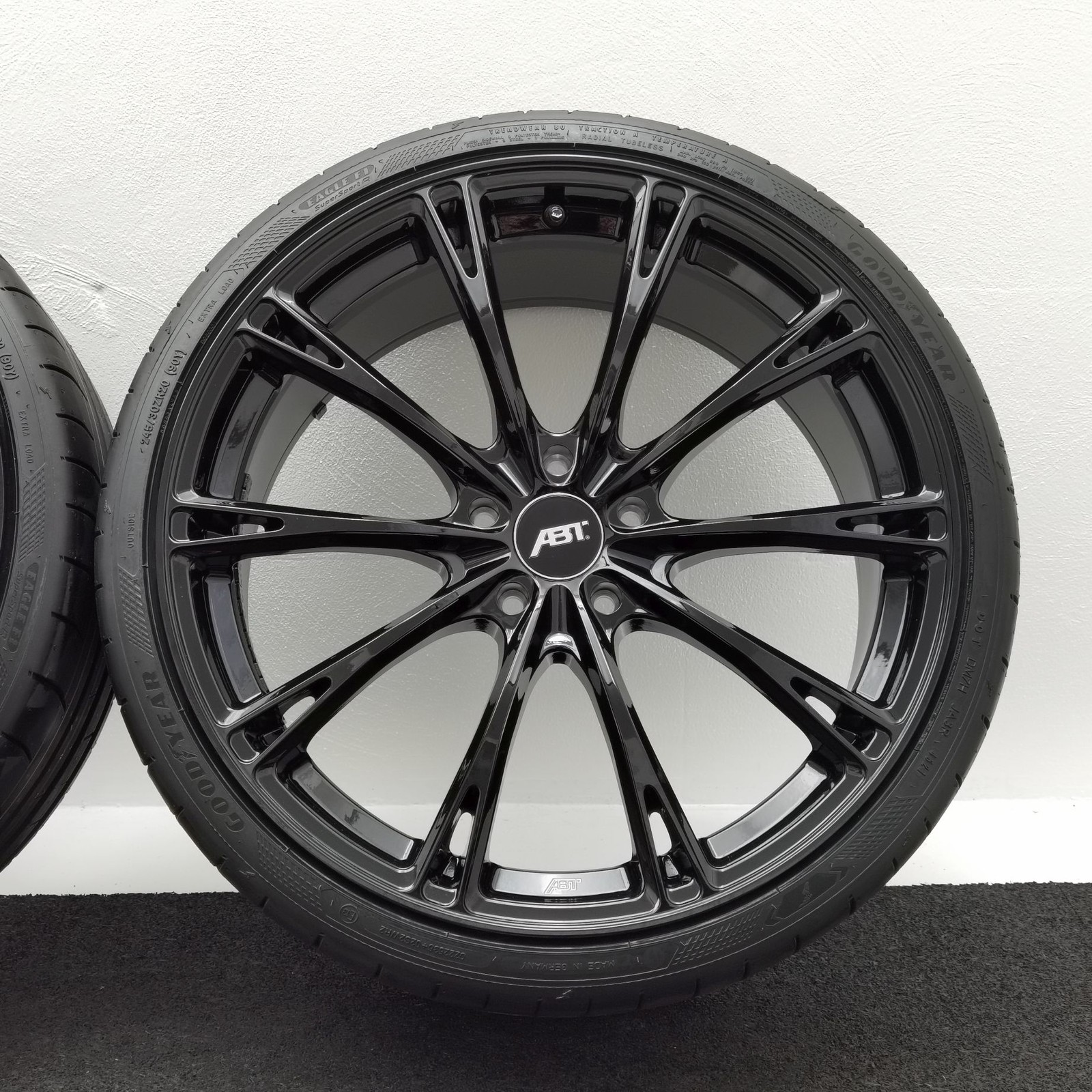 20 Zoll ABT Sportsline GR20 Glossy black Sommerräder / Goodyear Eagle F1 Supersport R 245/30 R20 – Bild 6