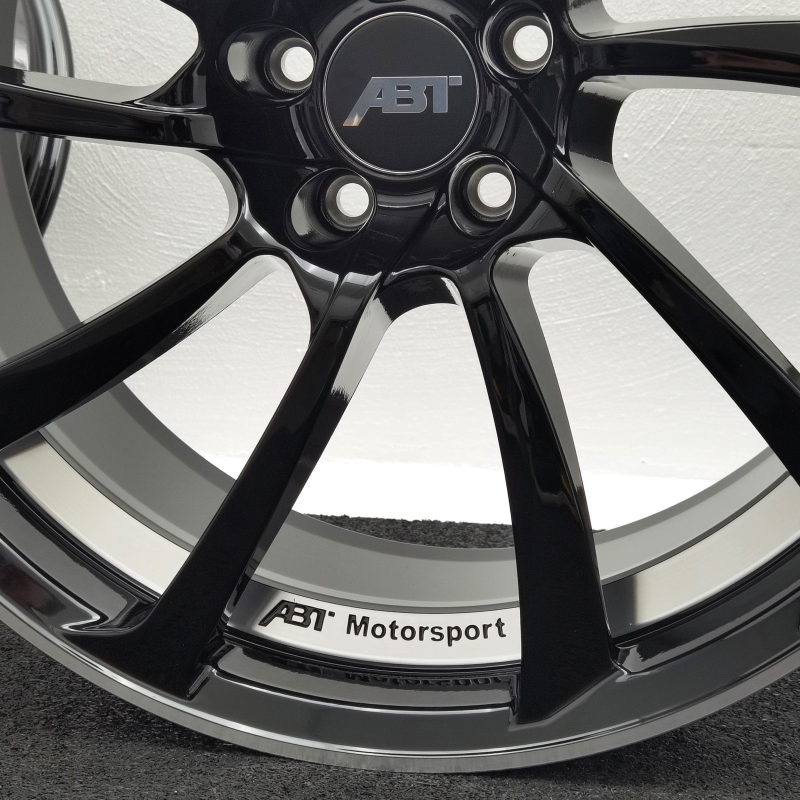 21 Zoll ABT Sportsline DR21 Glossy black, glanzgedreht Alufelgen – Bild 5