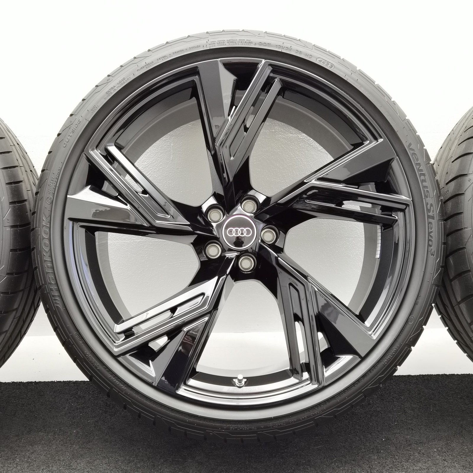 22 Zoll Audi 5-V-Speichen-Trapez Schwarz glänzend Sommerräder / Hankook Ventus S1 evo3 (soundabsorber) (AO) 285/30 R22 – Bild 5
