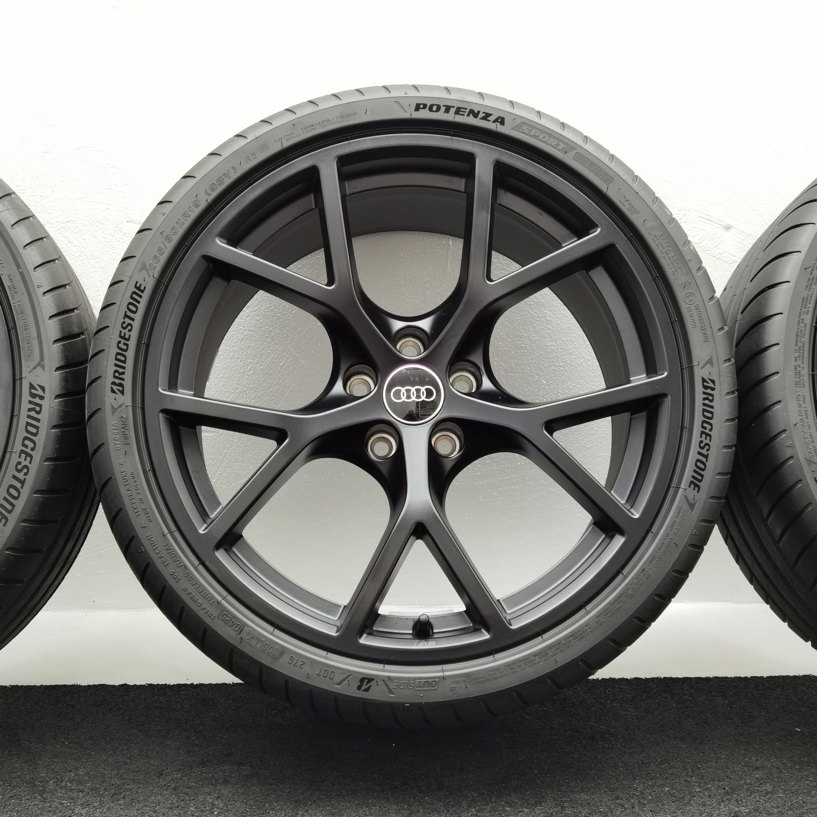 19 Zoll Audi 5-Y-Speichen Schwarz matt Sommerräder / Bridgestone Potenza Sport R01 265/30 R19 – Bild 5