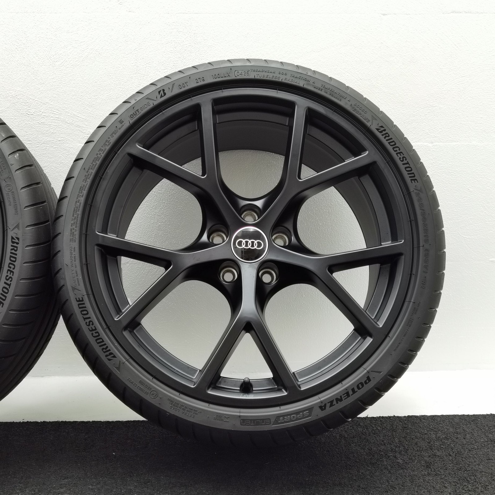 19 Zoll Audi 5-Y-Speichen Schwarz matt Sommerräder / Bridgestone Potenza Sport R01 265/30 R19 – Bild 6