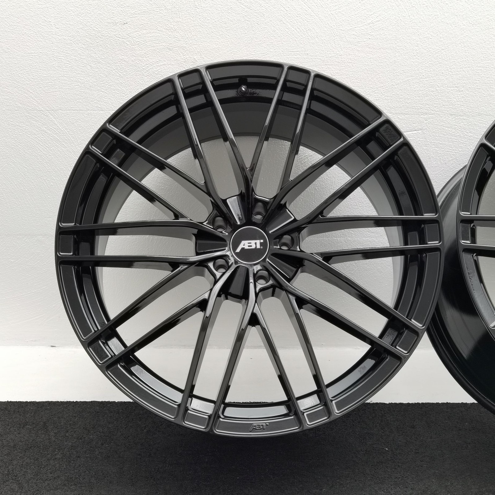 21 Zoll ABT Sportsline HR21 Glossy black Alufelgen – Bild 2