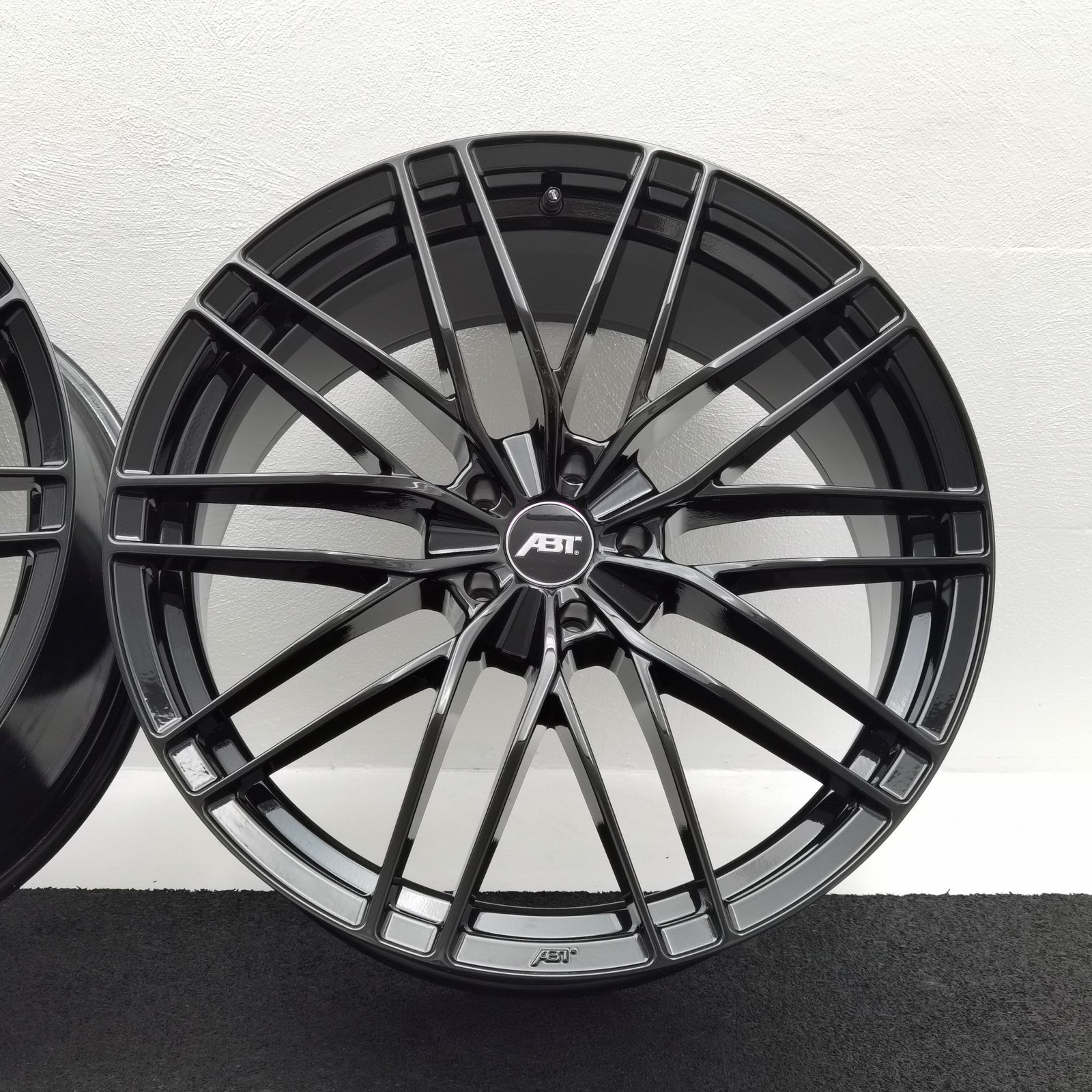 21 Zoll ABT Sportsline HR21 Glossy black Alufelgen – Bild 5