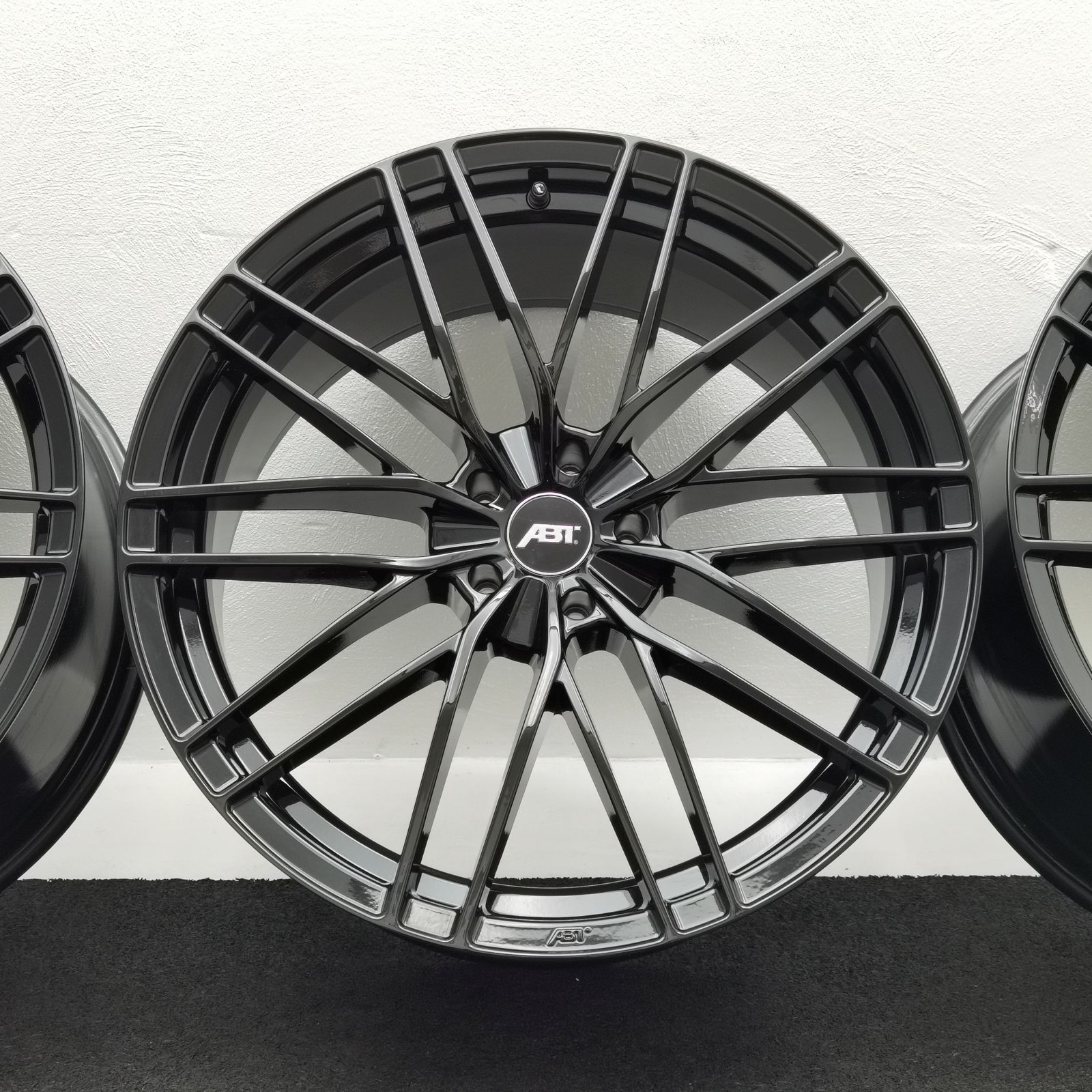 21 Zoll ABT Sportsline HR21 Glossy black Alufelgen – Bild 4