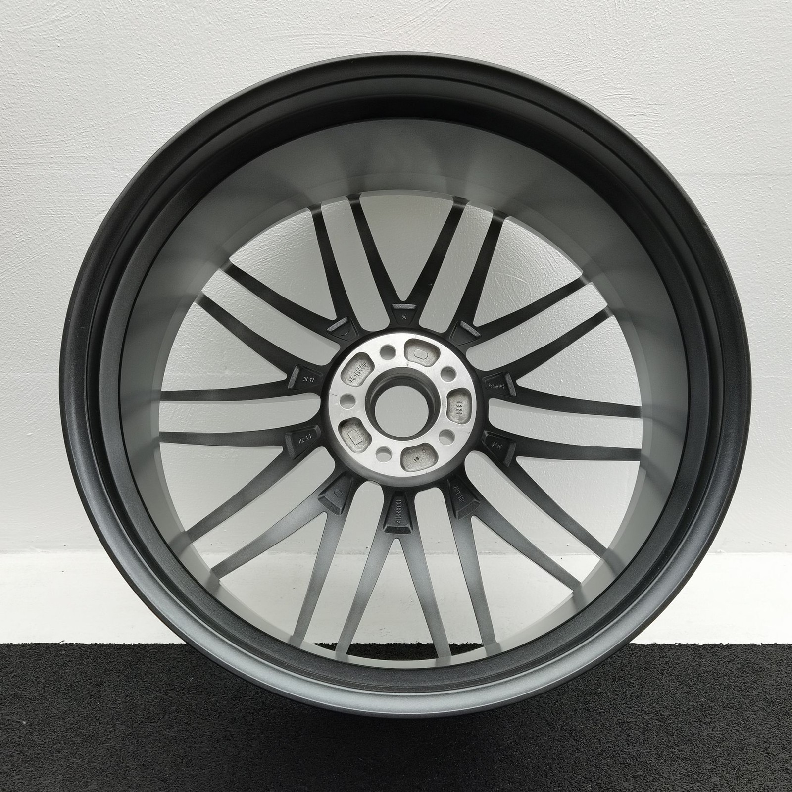 22 Zoll ABT Sportsline HR22 Shadow silver Alufelge – Bild 2