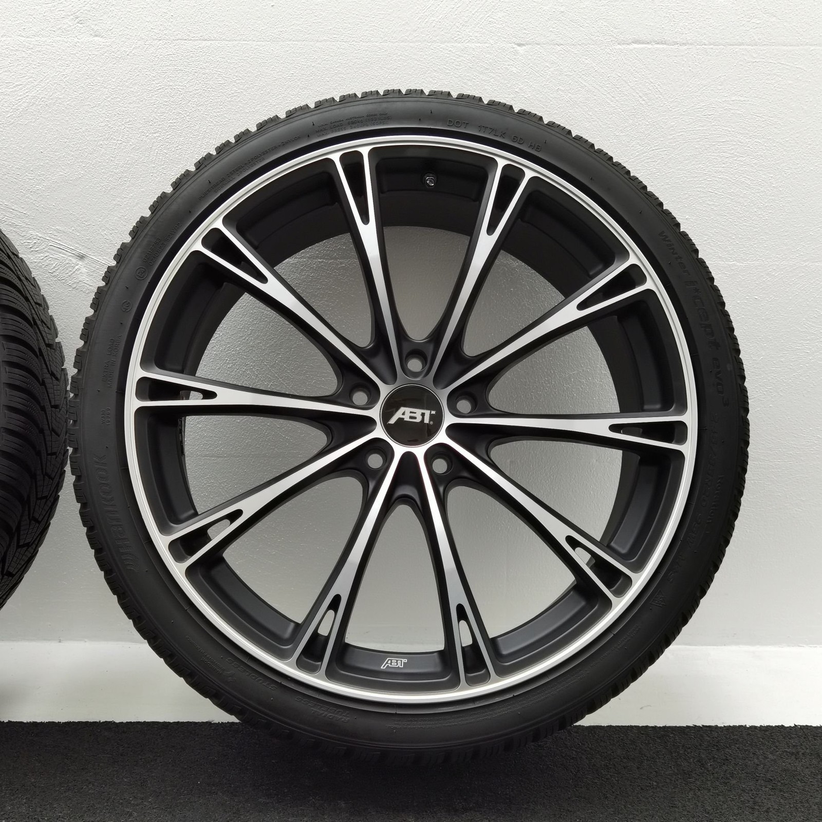 20 Zoll ABT Sportsline GR20 Matt black, glanzgedreht Winterräder / Hankook Winter i*cept evo3 (W330) 245/35 R20 – Bild 6