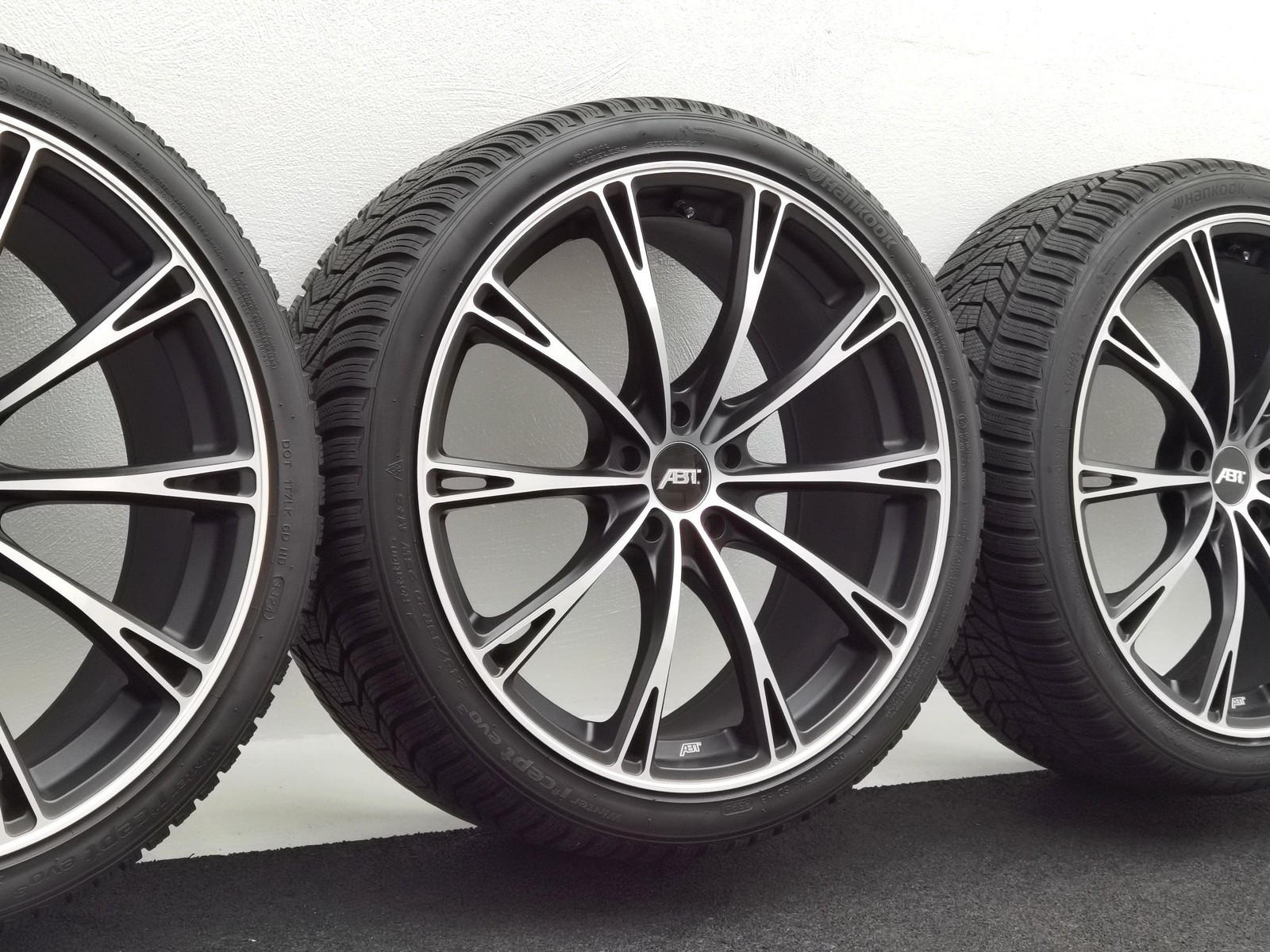 20 Zoll ABT Sportsline GR20 Matt black, glanzgedreht Winterräder / Hankook Winter i*cept evo3 (W330) 245/35 R20