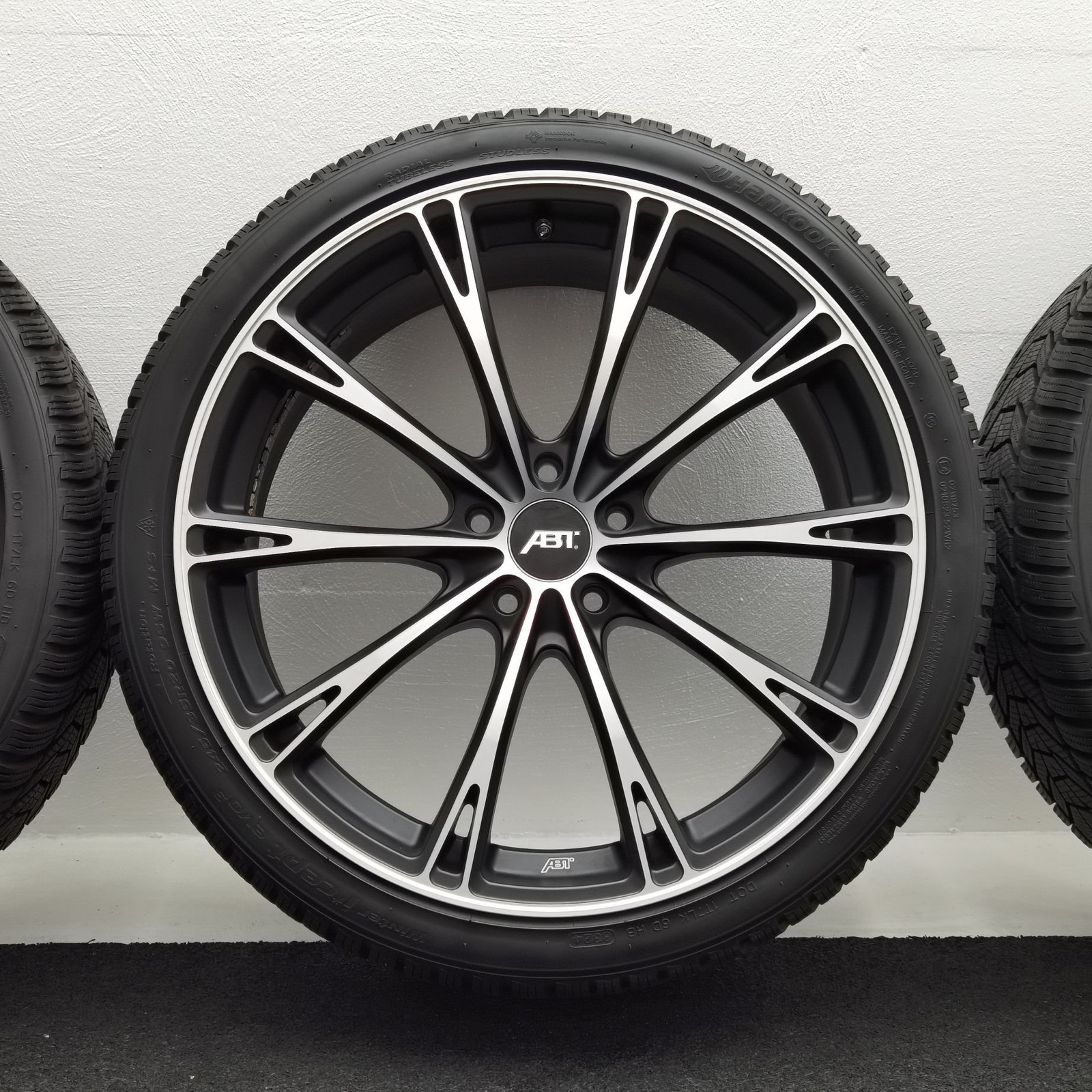 20 Zoll ABT Sportsline GR20 Matt black, glanzgedreht Winterräder / Hankook Winter i*cept evo3 (W330) 245/35 R20 – Bild 4