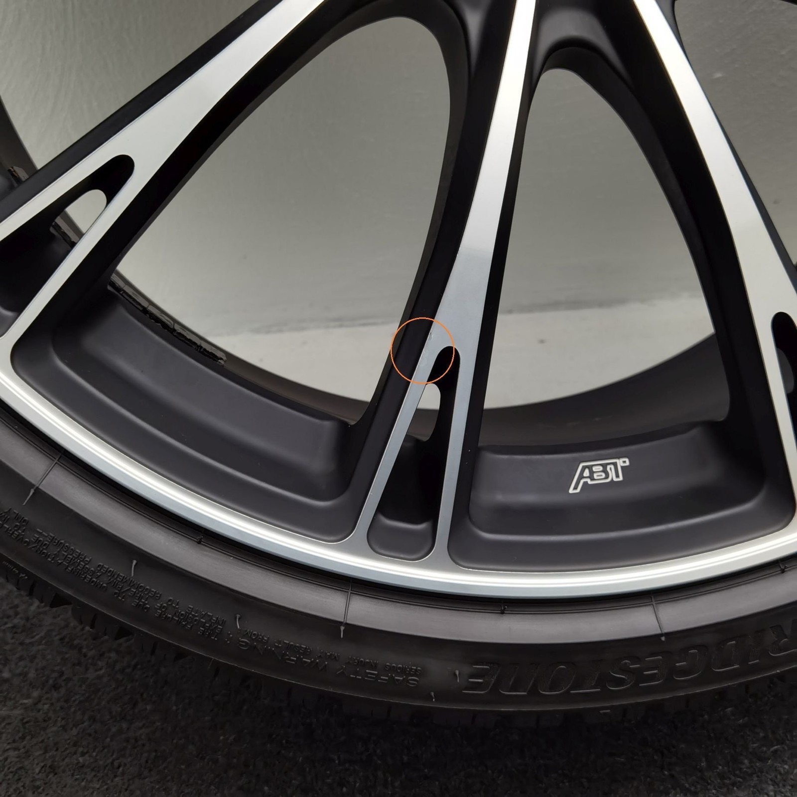 20 Zoll ABT Sportsline GR20 Matt black, glanzgedreht Winterräder / Bridgestone Blizzak LM005 245/35 R20 – Bild 4