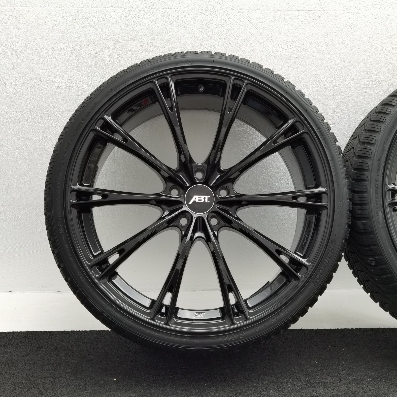 20 Zoll ABT Sportsline GR20 Glossy black Winterräder / Hankook Winter i*cept evo3 (W330) 245/30 R20 – Bild 3
