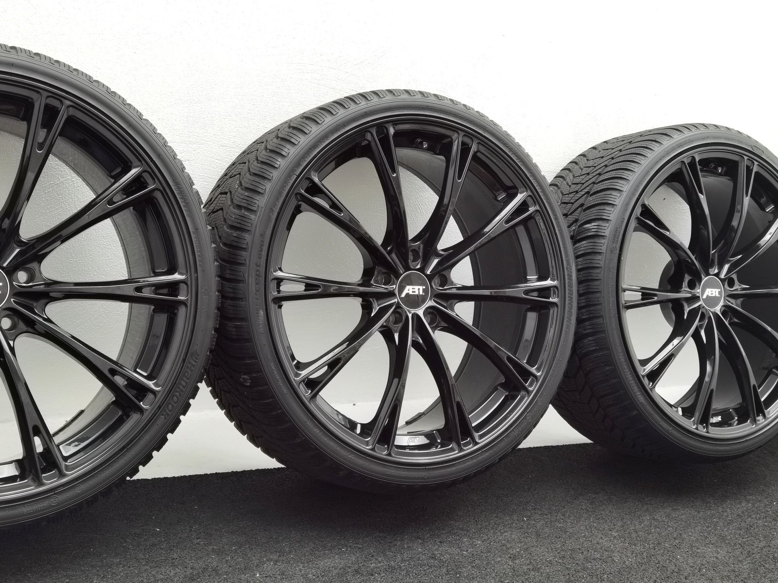 20 Zoll ABT Sportsline GR20 Glossy black Winterräder / Hankook Winter i*cept evo3 (W330) 245/30 R20
