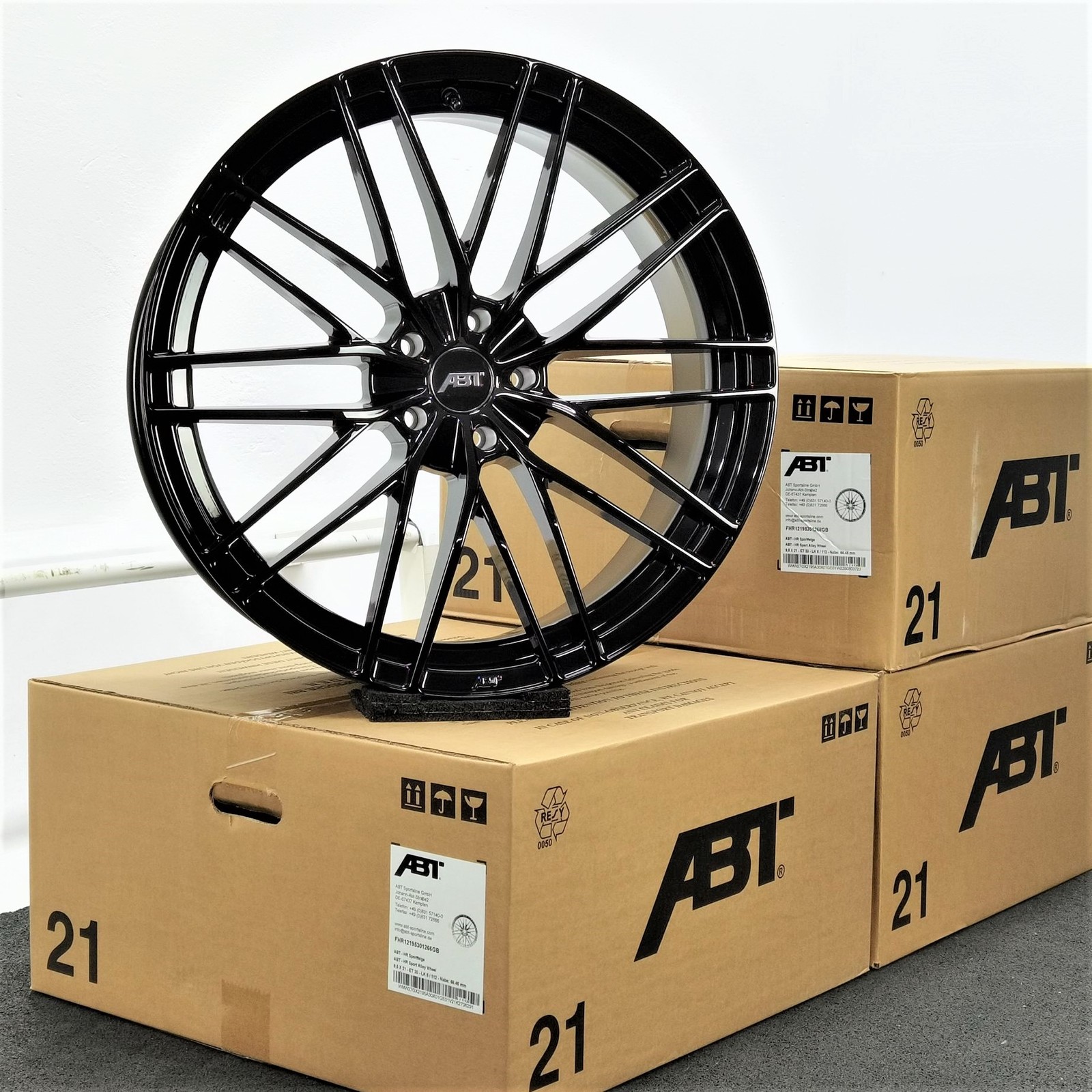 21 Zoll ABT Sportsline HR21 Glossy black Alufelgen – Bild 2