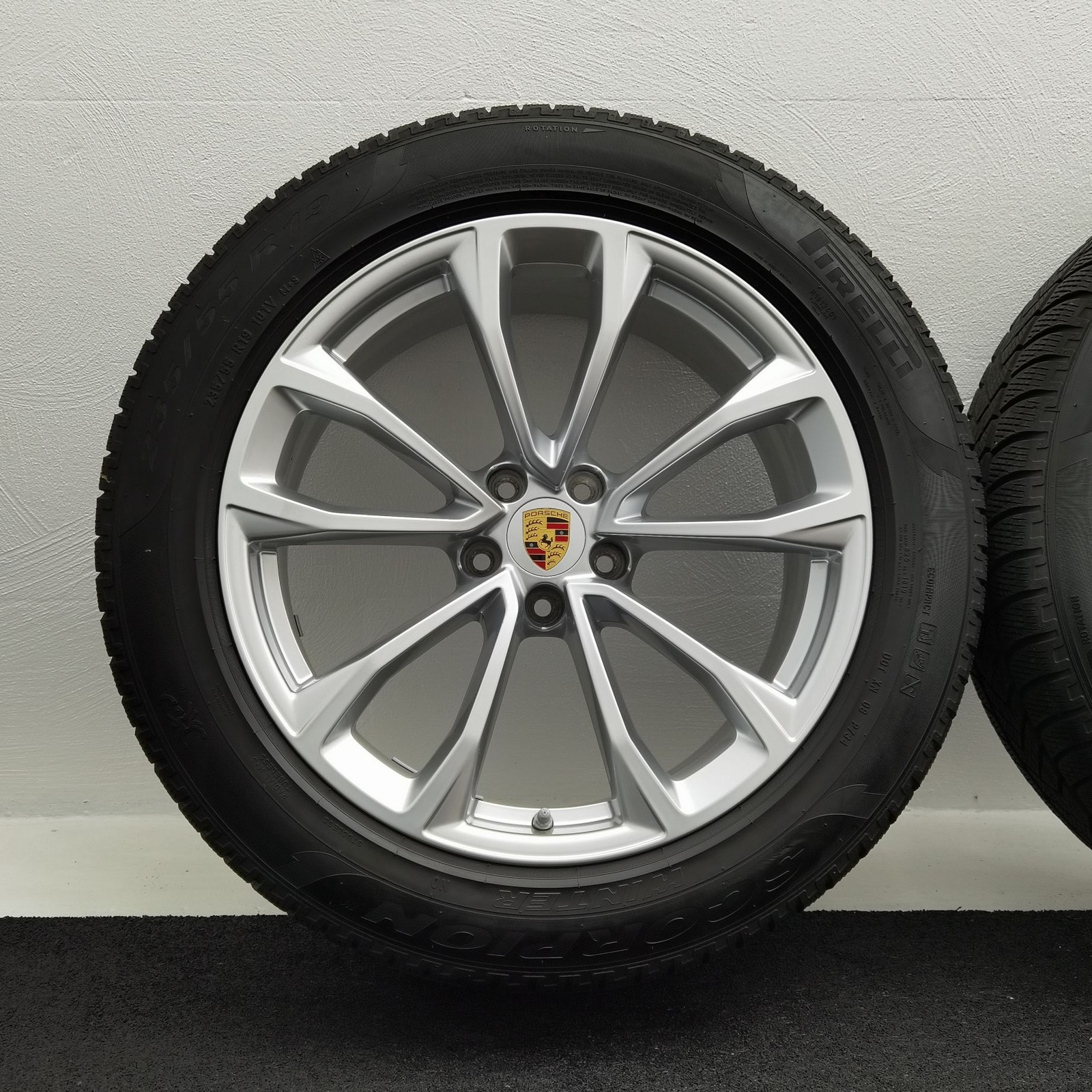 19 Zoll Porsche Design Rad Silber Winterräder / Pirelli Scorpion Winter 235/55 R19 – Bild 4
