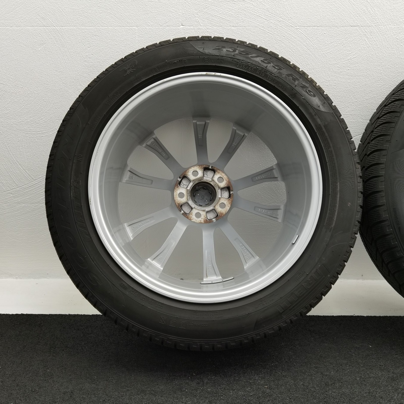 19 Zoll Porsche Design Rad Silber Winterräder / Pirelli Scorpion Winter 235/55 R19 – Bild 9