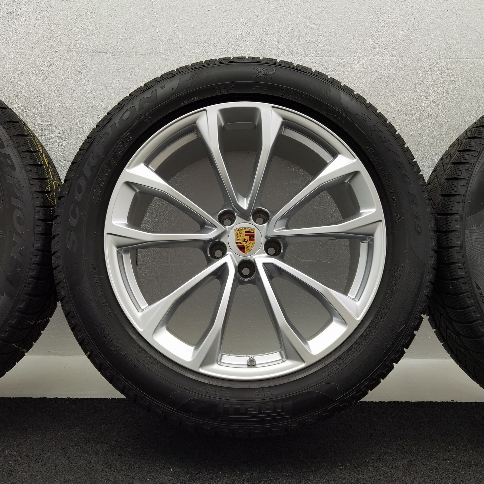 19 Zoll Porsche Design Rad Silber Winterräder / Pirelli Scorpion Winter 235/55 R19 – Bild 6