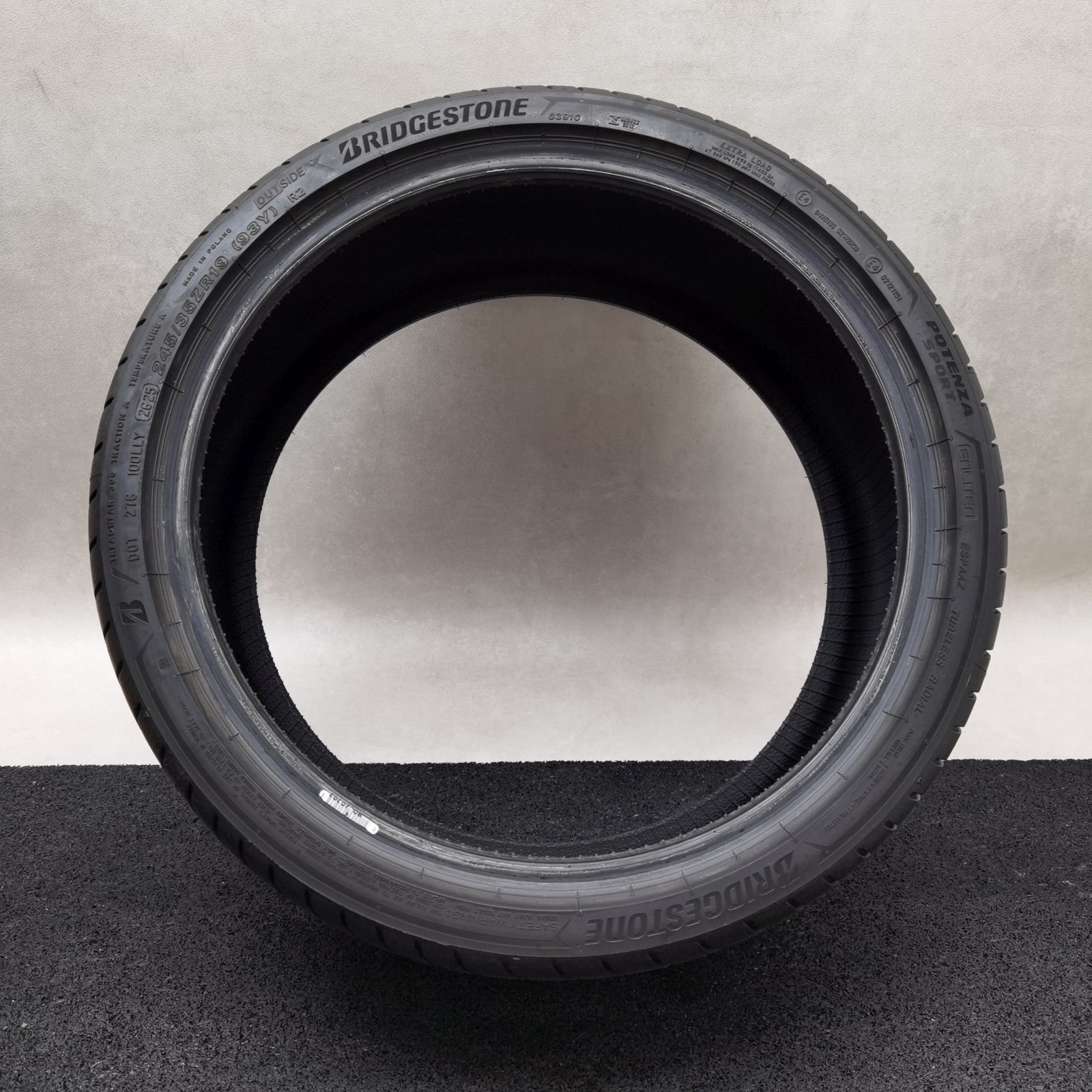Bridgestone Potenza Sport R01 265/30 R19 Sommerreifen – Bild 4
