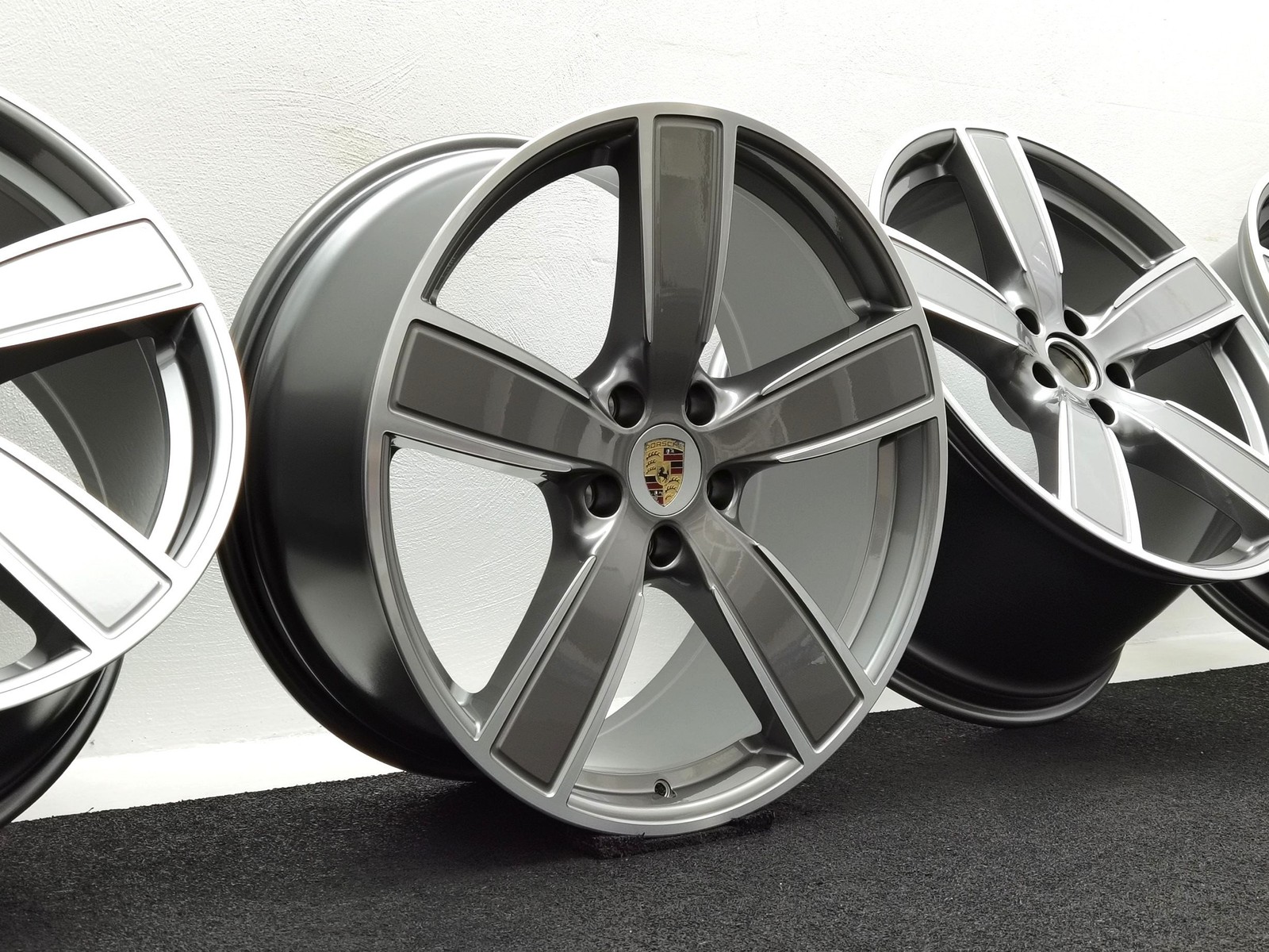 22 Zoll Porsche Sport Classic Titangrau glänzend, glanzgedreht Alufelgen