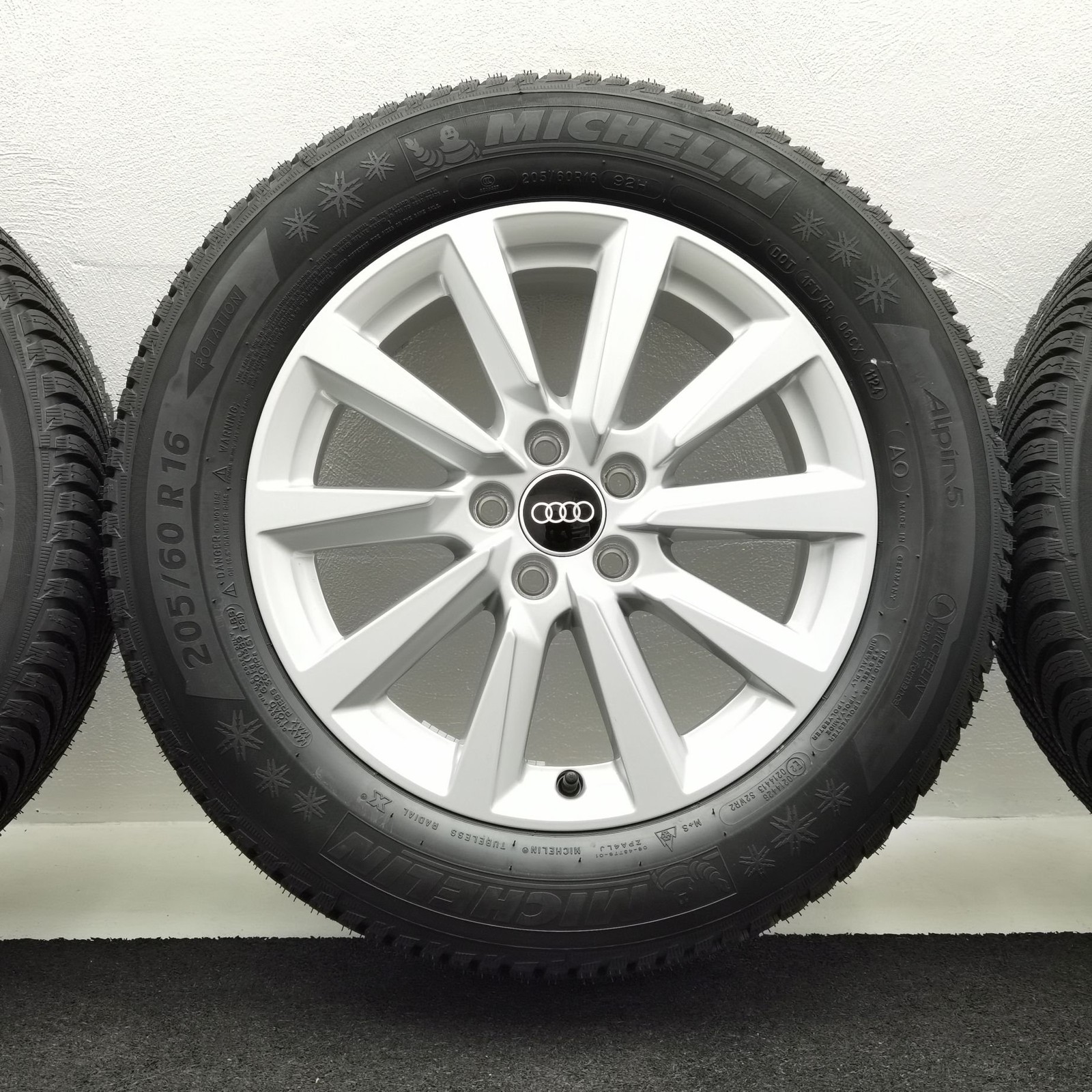 16 Zoll Audi 10-Speichen Silber Winterräder / Michelin Alpin 5 AO 205/60 R16 – Bild 5