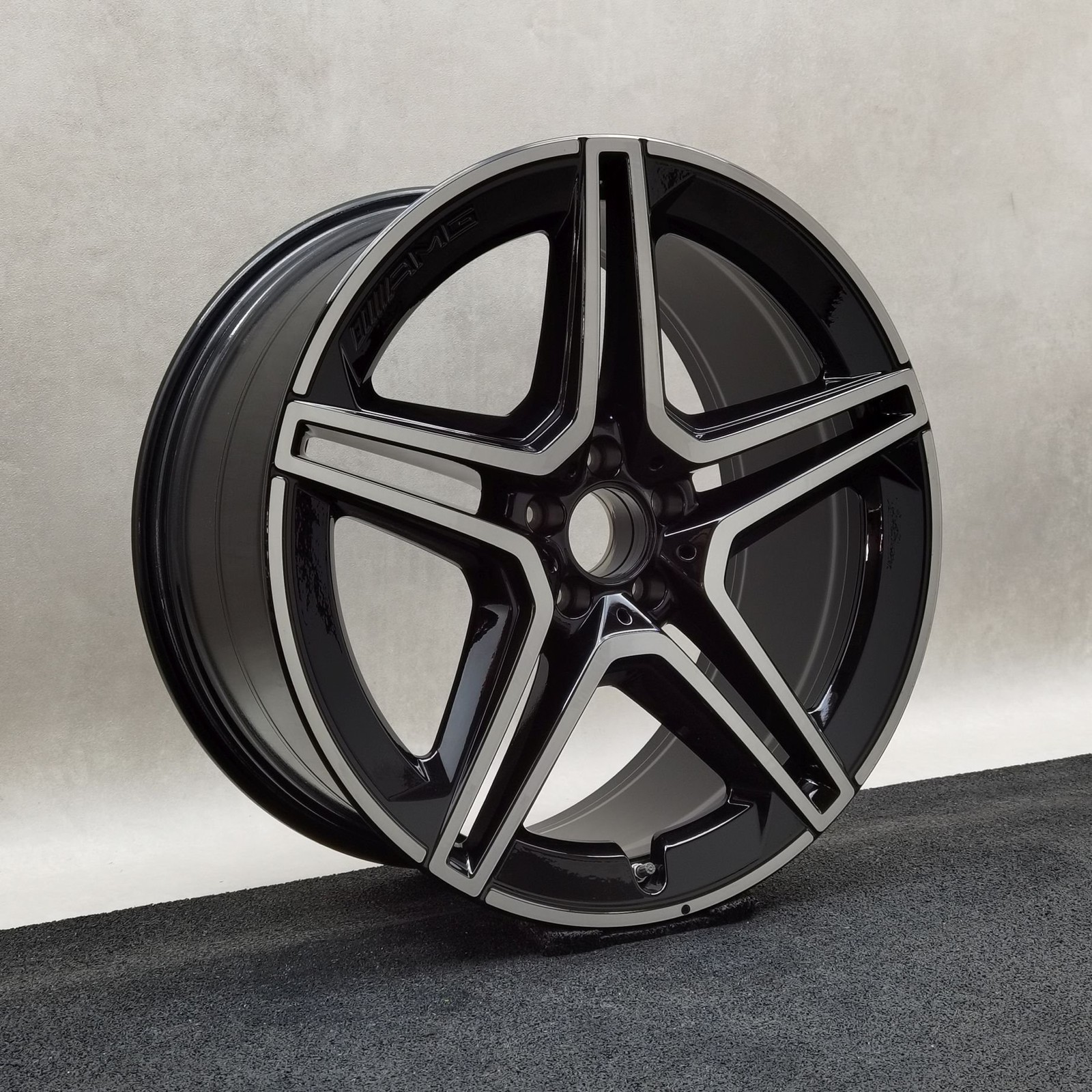 21 Zoll Mercedes-AMG 5-Doppelspeichen Schwarz glänzend, glanzgedreht Alufelge – Bild 1