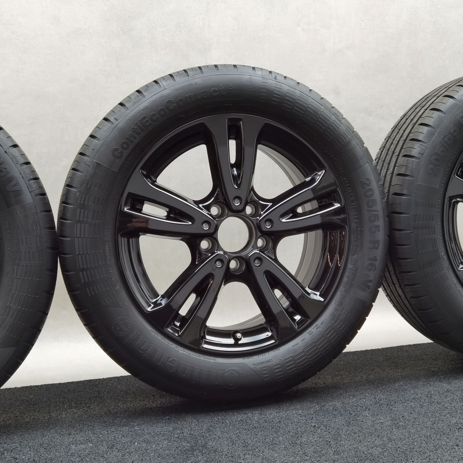 16 Zoll Mercedes-Benz 5-Doppelspeichen Schwarz glänzend Sommerräder / Continental ContiEcoContact 5 MO 205/55 R16 – Bild 5