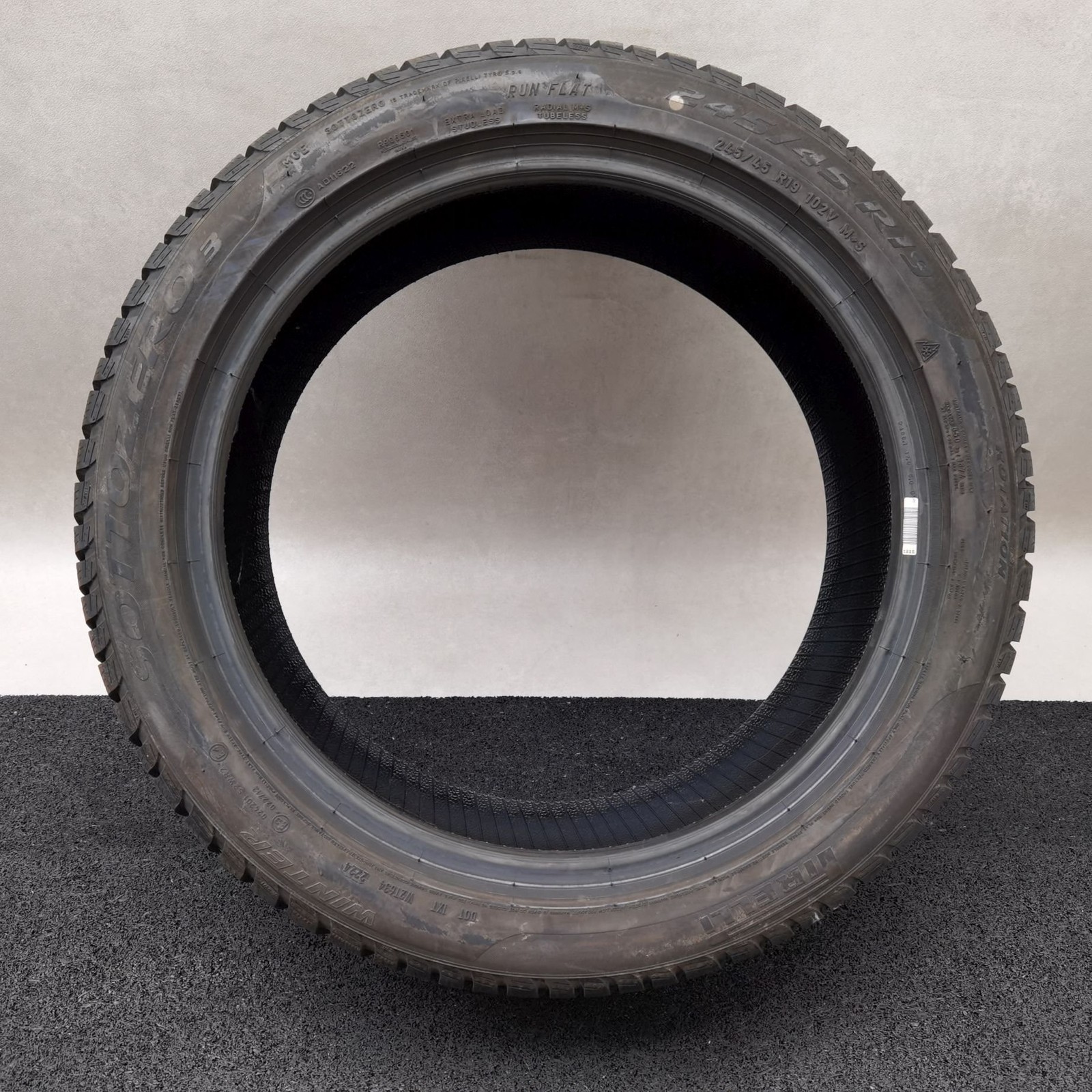Pirelli Winter Sottozero 3 MOE Run Flat 245/45 R19 Winterreifen – Bild 3