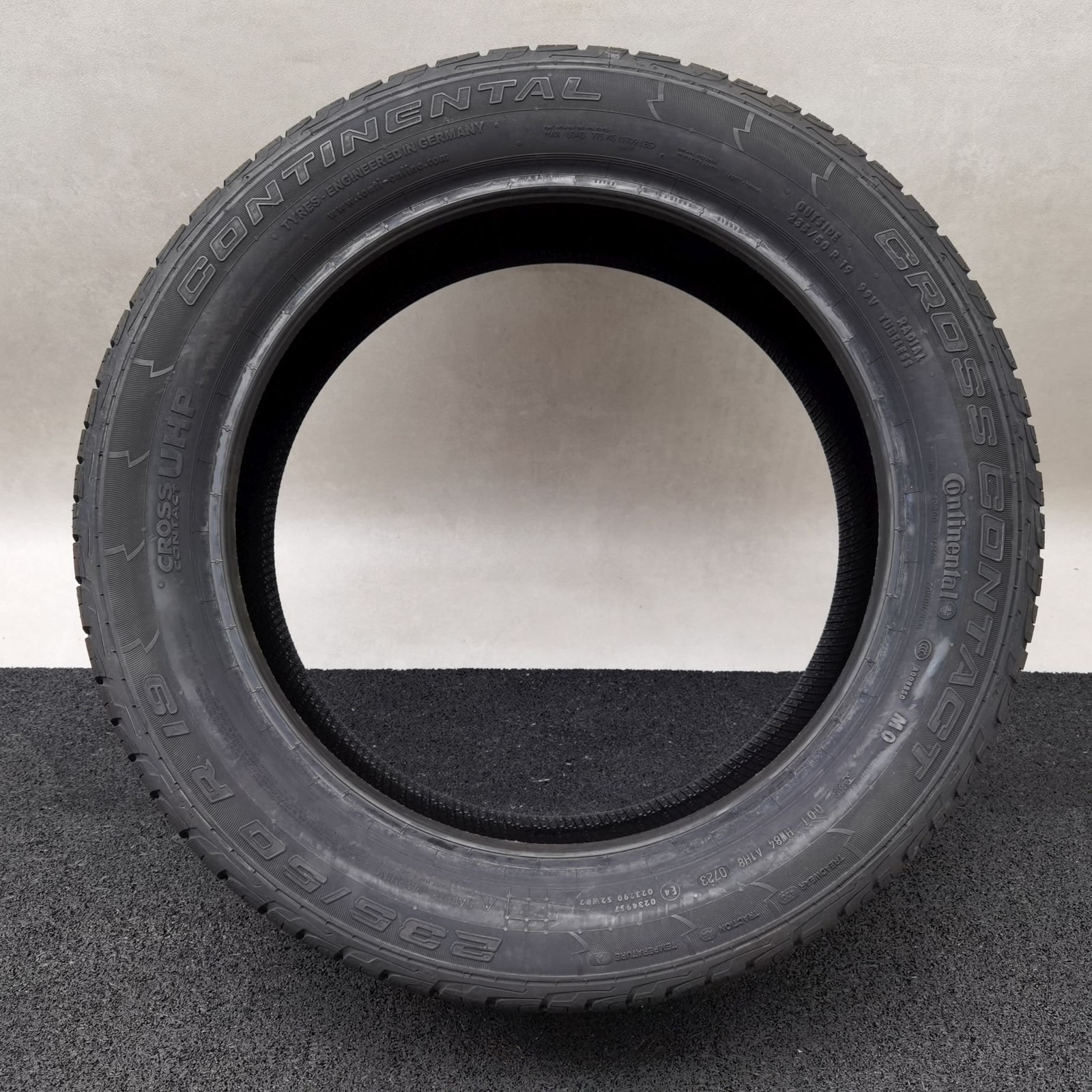 Continental CrossContact UHP MO 235/50 R19 Sommerreifen – Bild 3