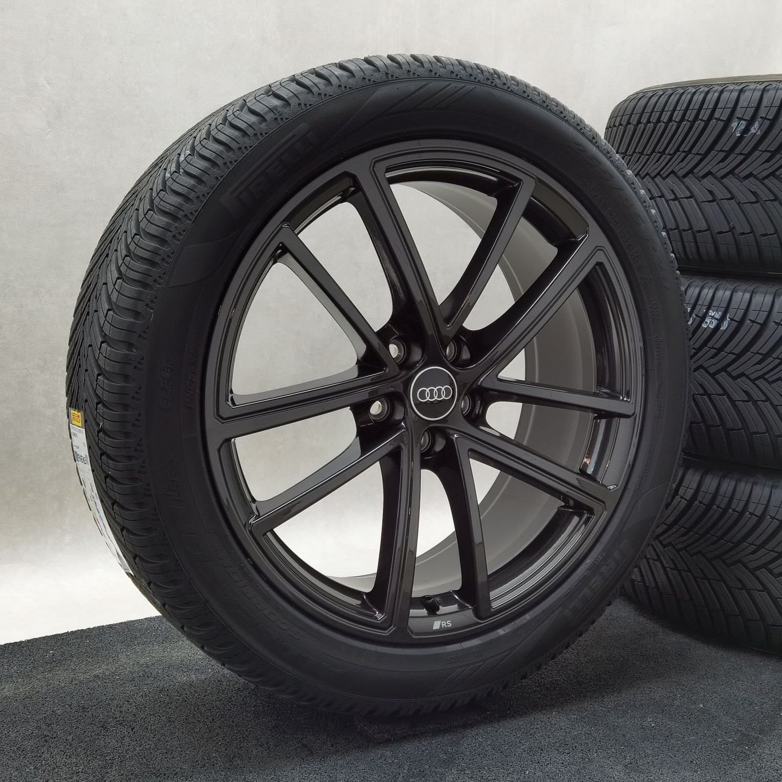 20 Zoll Audi 5-Doppelspeichen (Audi Sport) Schwarz metallic Ganzjahresräder / Pirelli Scorpion All Season SF3 NCS 255/45 R20 – Bild 2