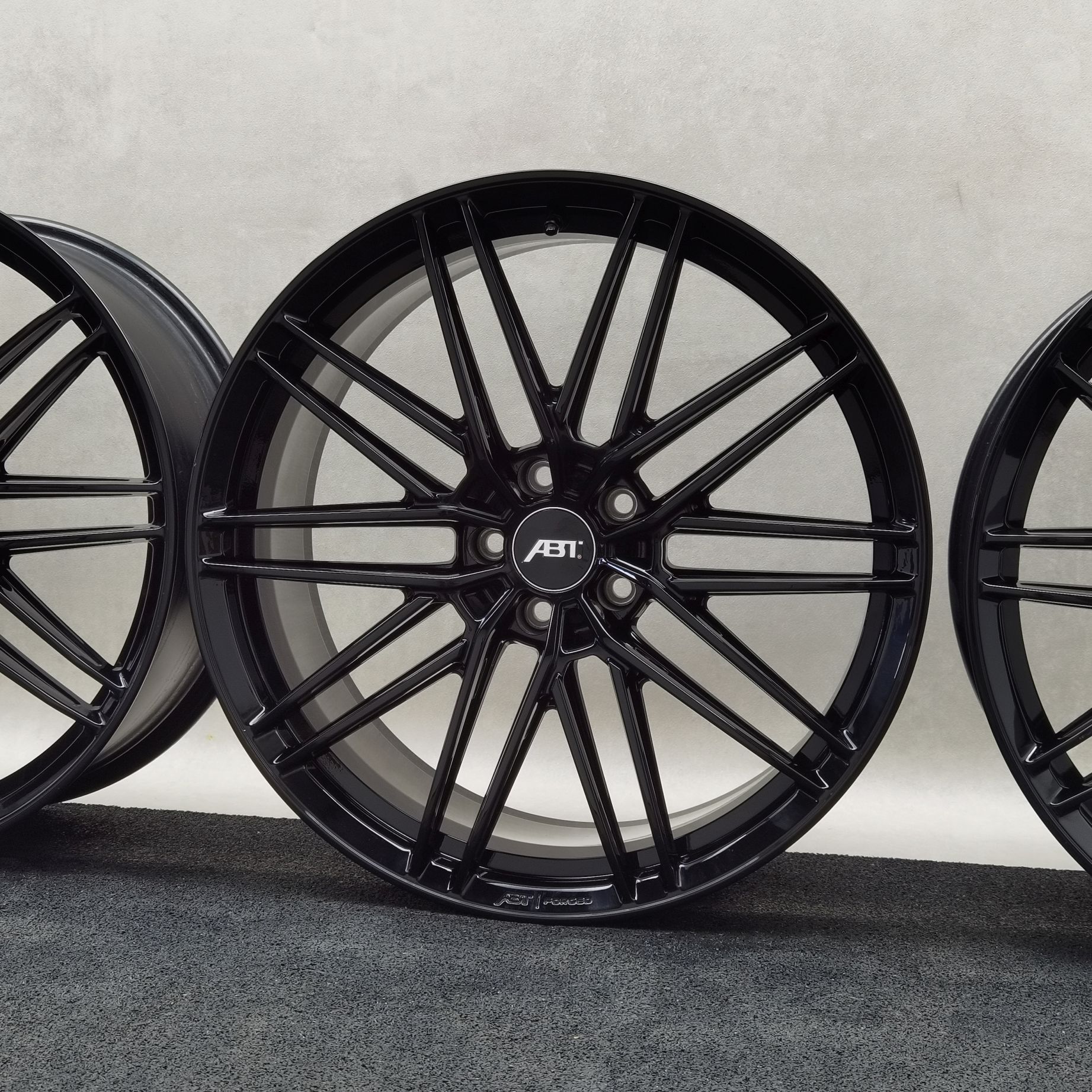 20 Zoll ABT Sportsline HR20 Glossy black Alufelgen – Bild 8