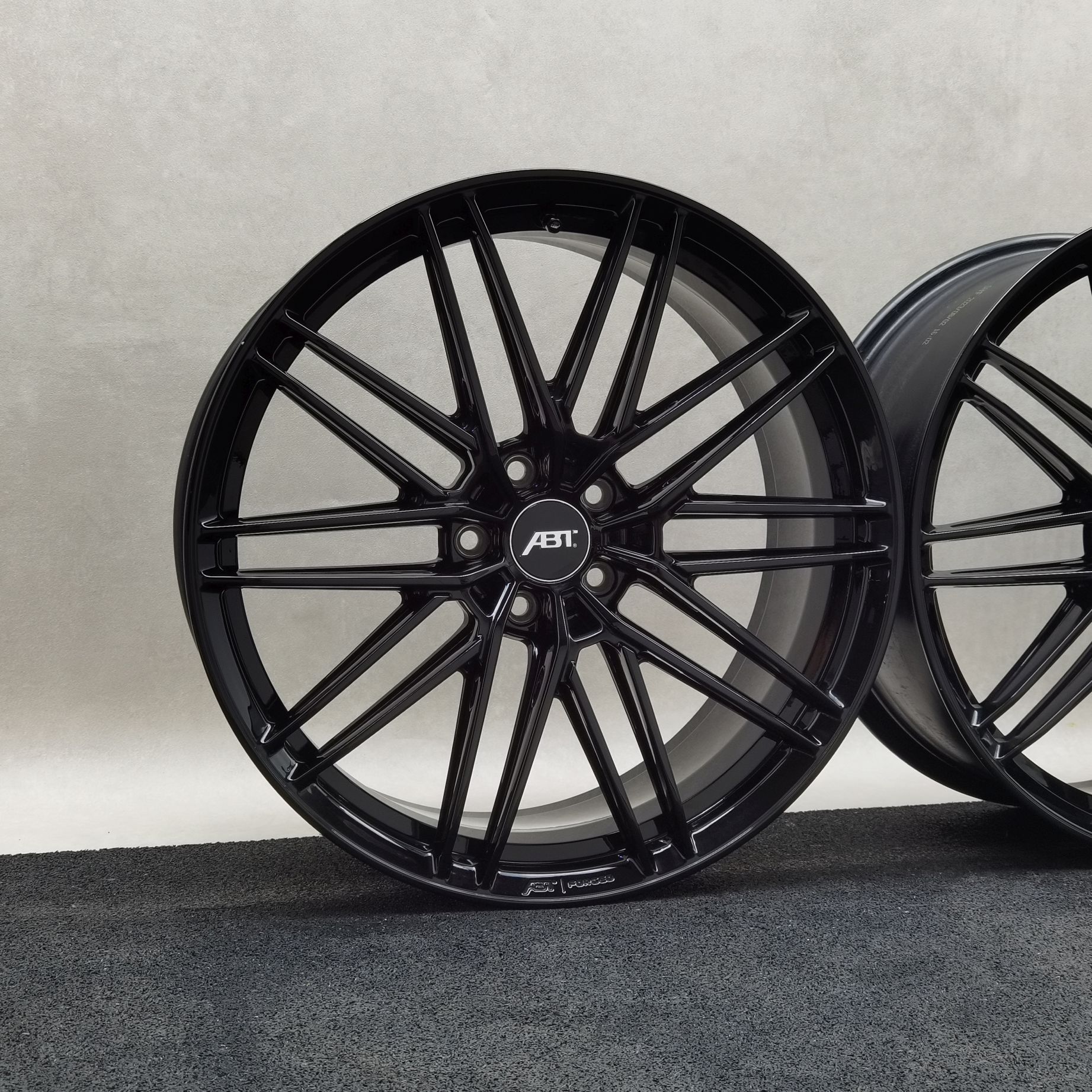 20 Zoll ABT Sportsline HR20 Glossy black Alufelgen – Bild 2