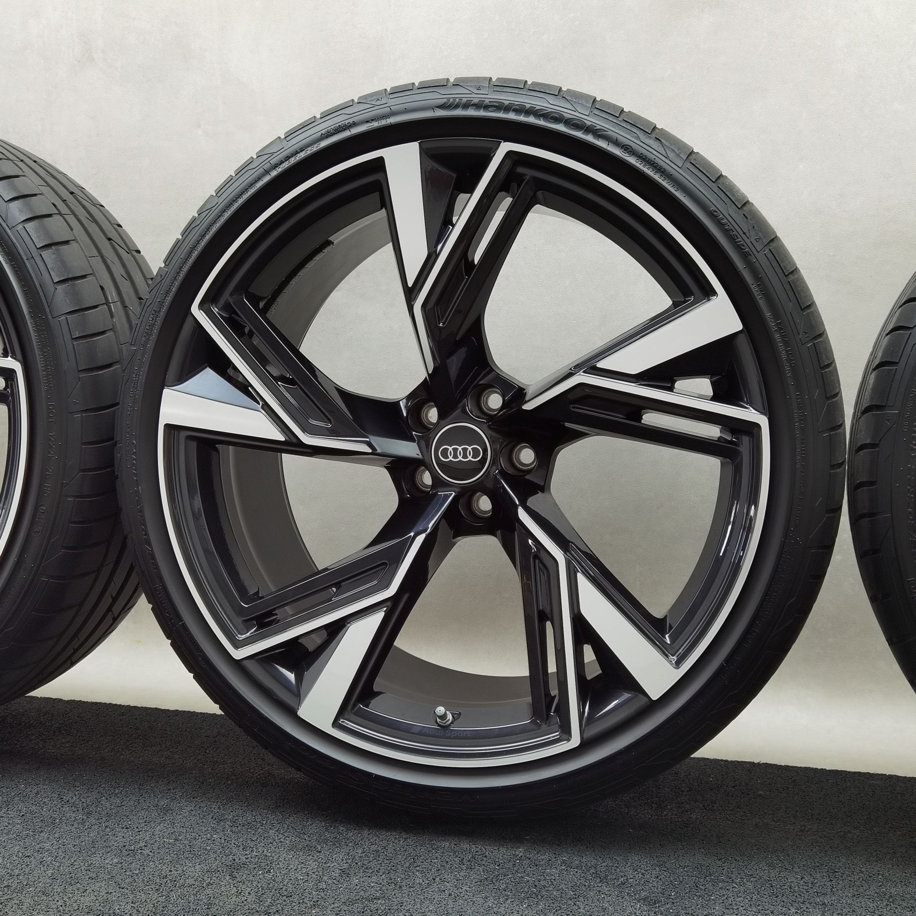 22 Zoll Audi 5-V-Speichen-Trapez Anthrazit glänzend, glanzgedreht Sommerräder / Hankook Ventus S1 evo3 (soundabsorber) (AO) 285/30 R22 – Bild 7
