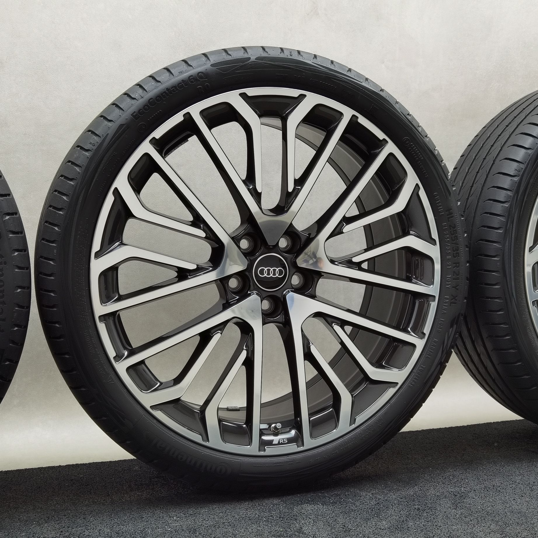 21 Zoll Audi Vielspeichen-S Schwarz metallic, glanzgedreht Sommerräder / Continental EcoContact 6 Q R0 ContiSilent 255/35 R21 – Bild 4