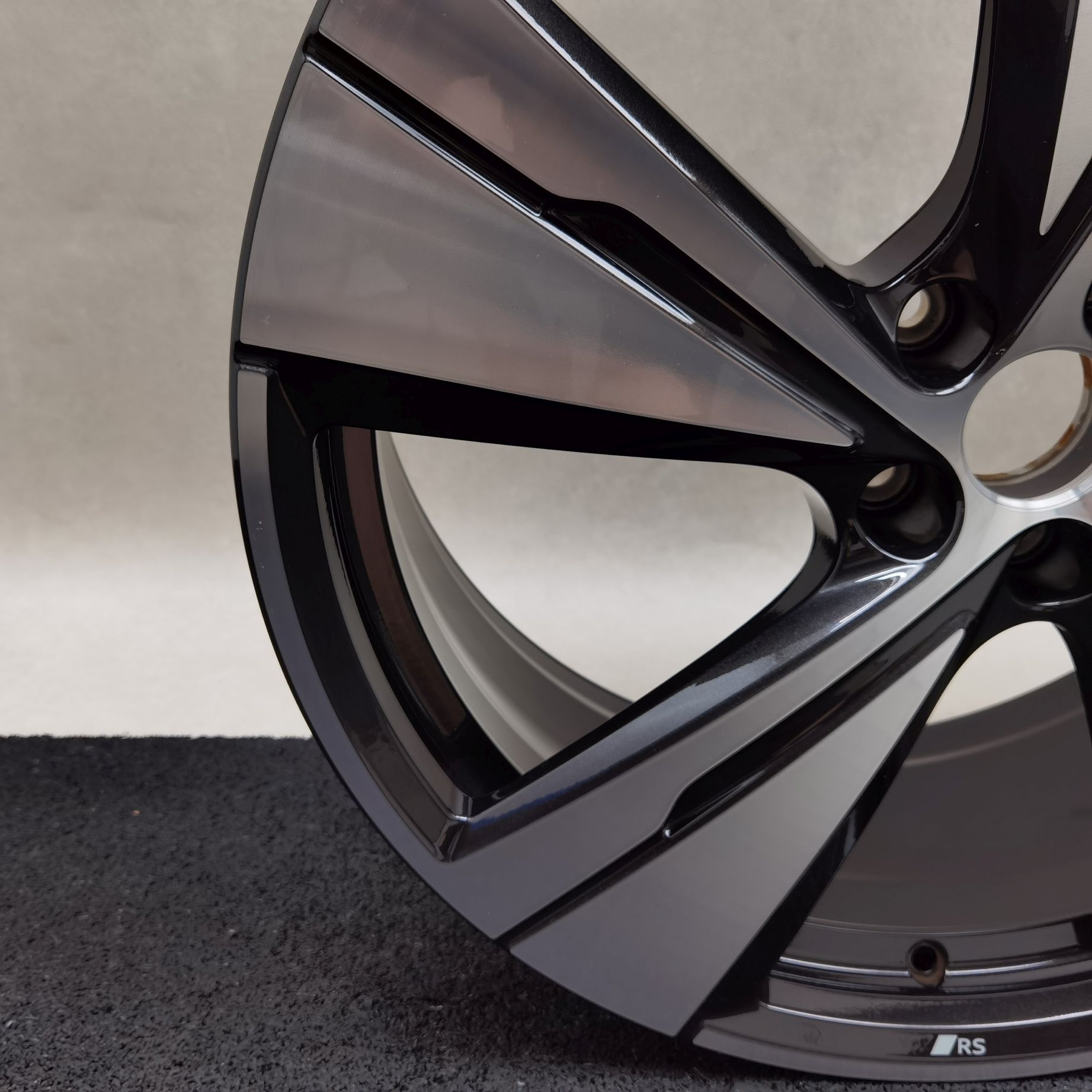 21 Zoll Audi 5-Arm-Split Schwarz metallic, glanzgedreht Alufelgen – Bild 3