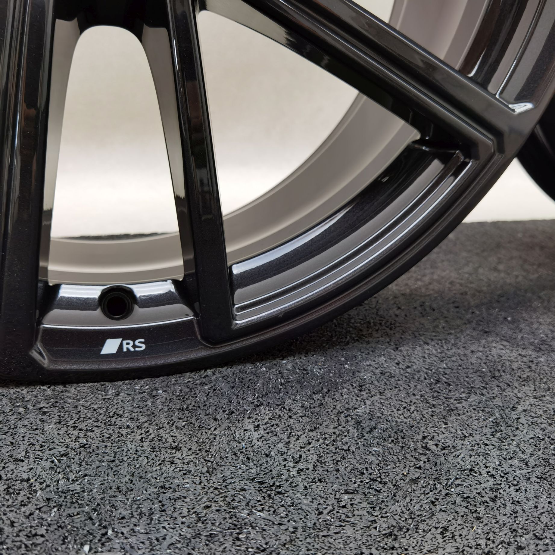 20 Zoll Audi 5-Doppelspeichen (Audi Sport) Schwarz metallic Alufelgen – Bild 7