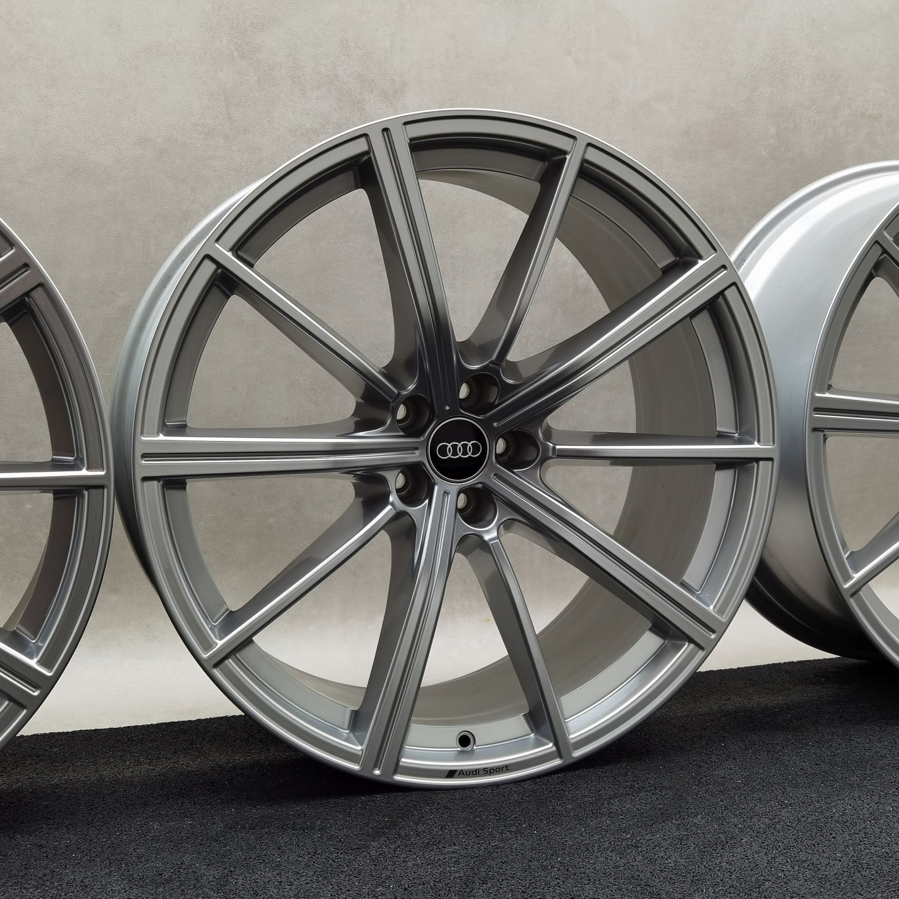 22 Zoll Audi 10-Speichen-Stern Silber Alufelgen – Bild 3