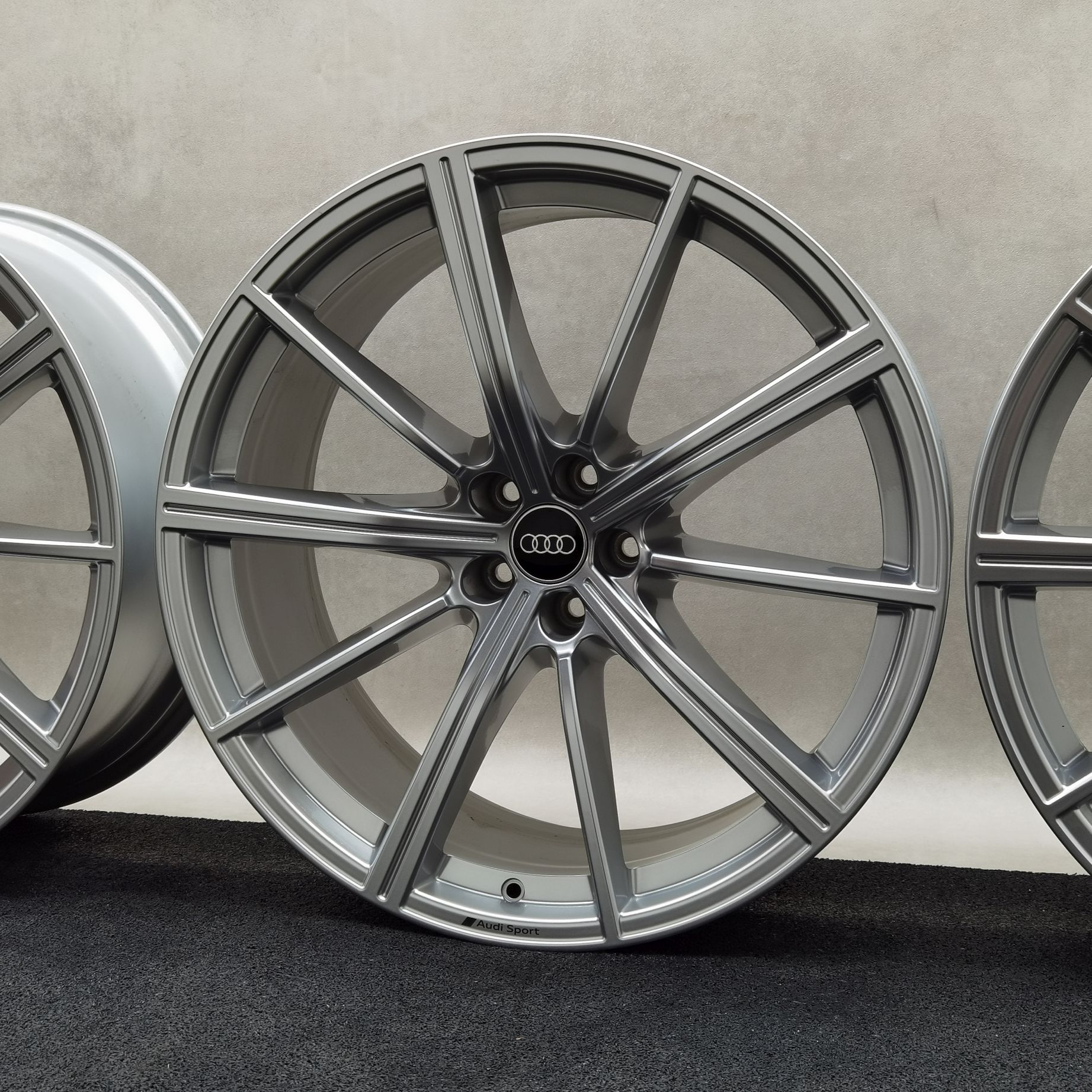 22 Zoll Audi 10-Speichen-Stern Silber Alufelgen – Bild 4