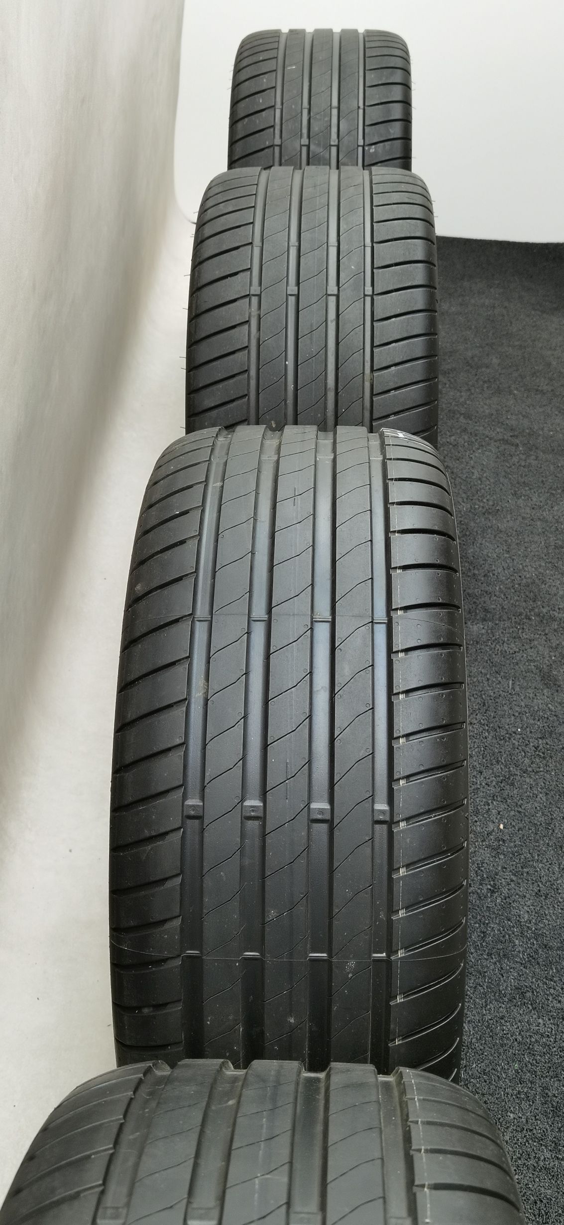 19 Zoll Audi 5-Y-Speichen Schwarz matt Sommerräder / Bridgestone Potenza Sport R2 Enliten 265/30 R19 – Bild 2
