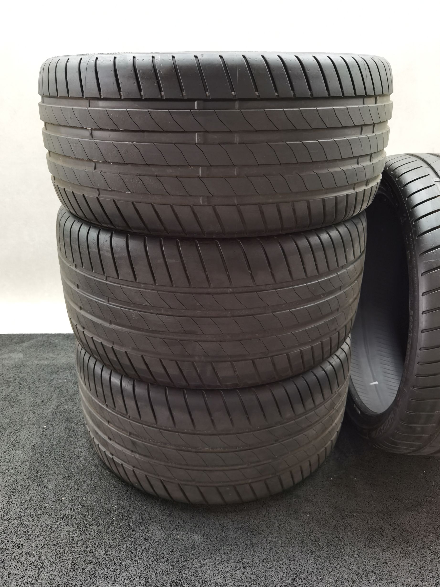 Bridgestone Potenza Sport R2 Enliten 265/30 R19 Sommerreifen – Bild 2