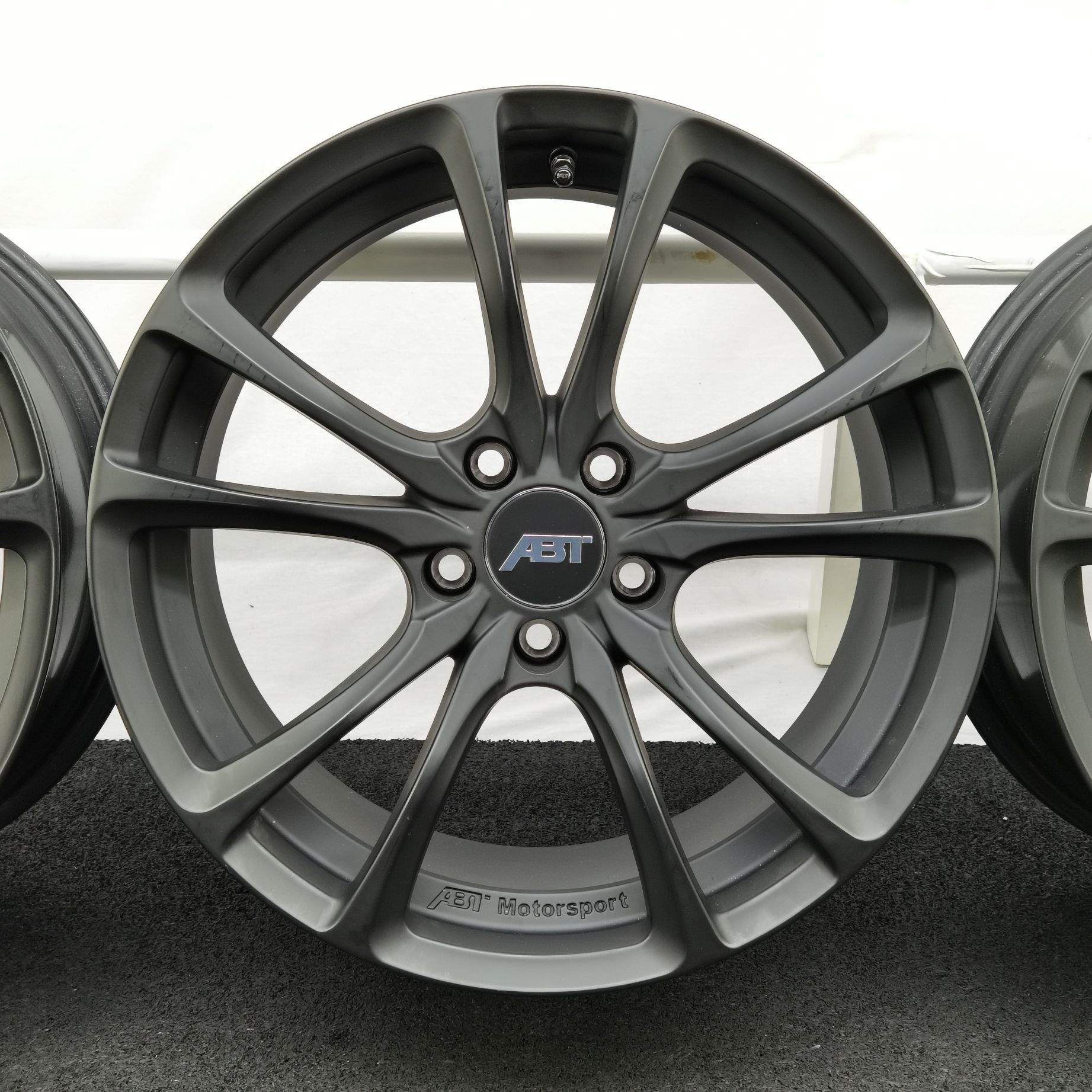 18 Zoll ABT Sportsline ER-C18 Matt black Alufelgen – Bild 4