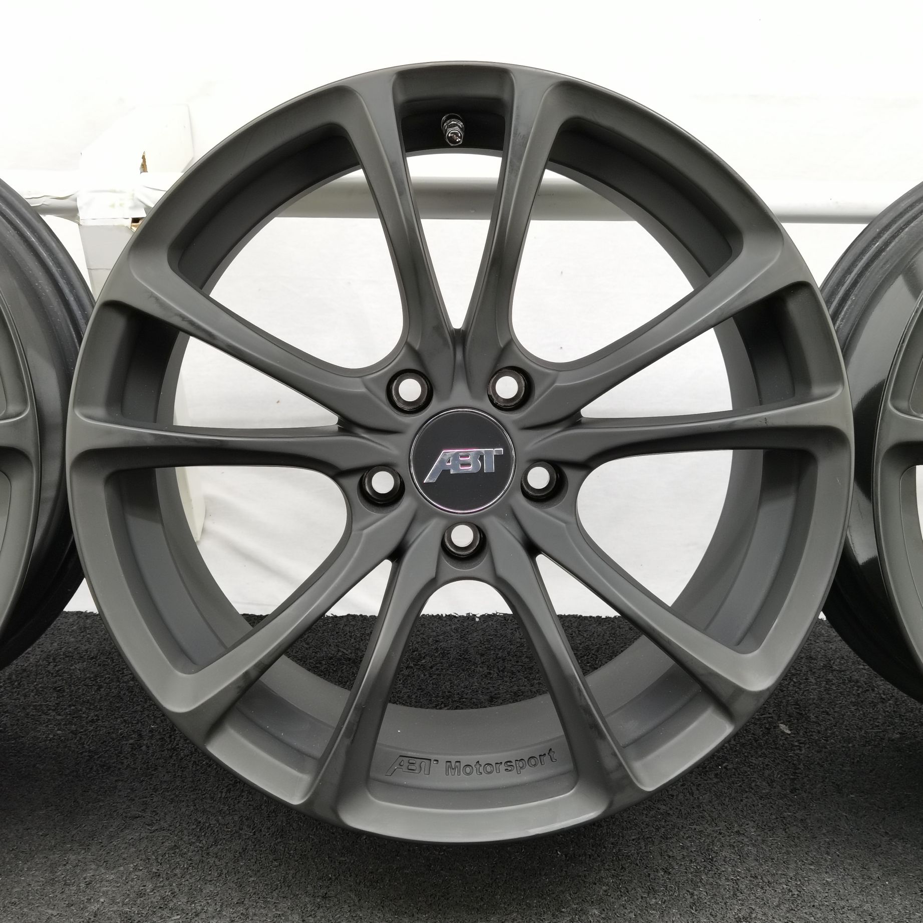 18 Zoll ABT Sportsline ER-C18 Matt black Alufelgen – Bild 5